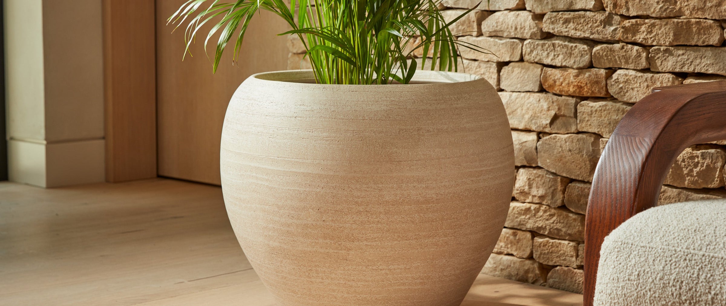 Large indoor plant pots