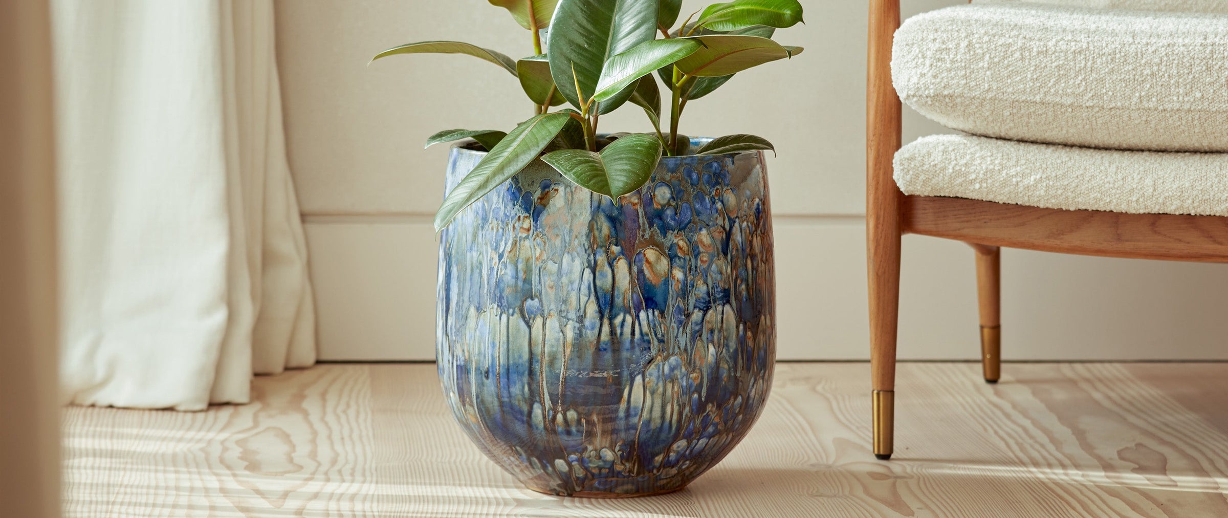 Medium indoor plant pots